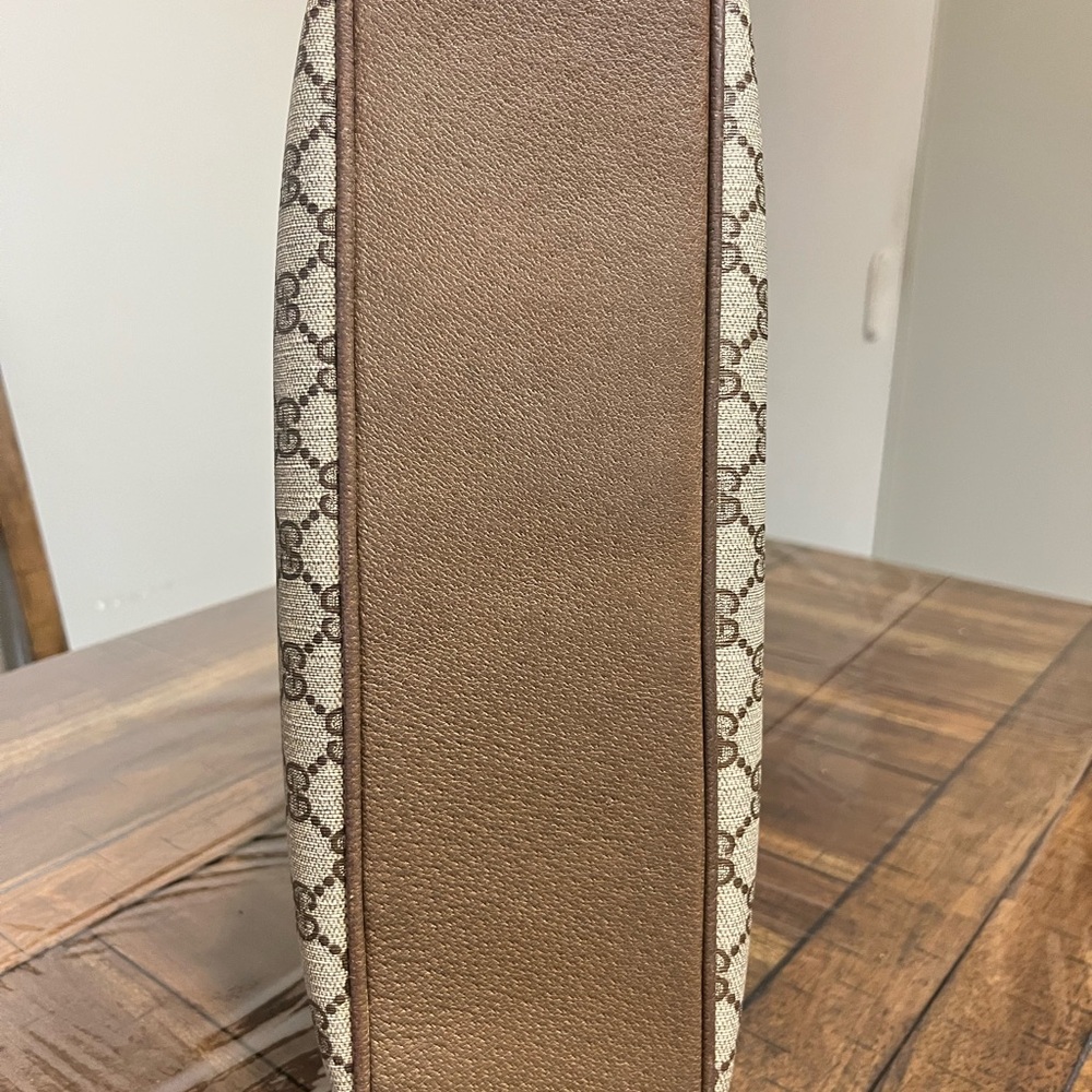 Gucci Vintage Tan and Brown Monogram Satchel - Picture 10 of 16